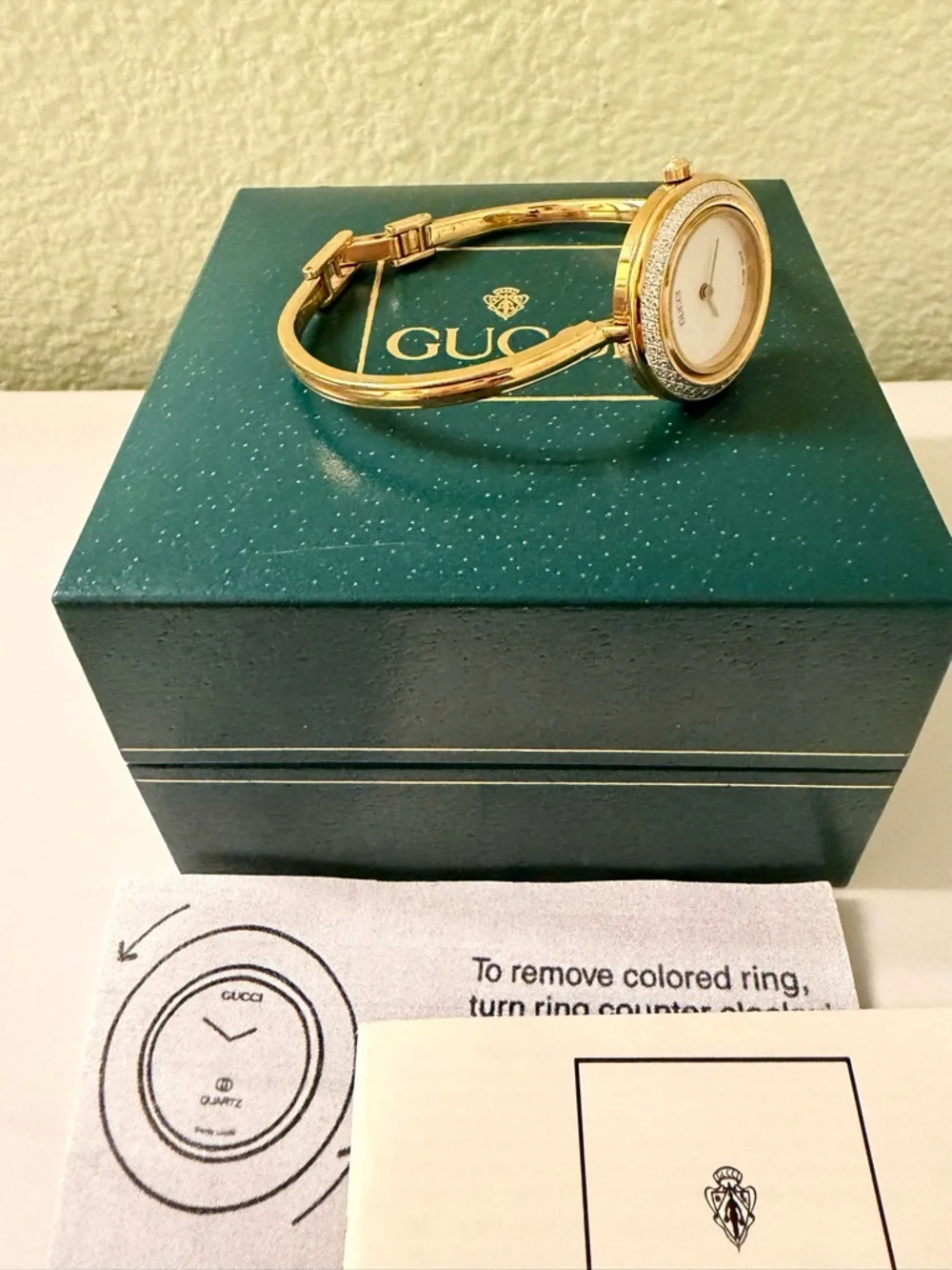 Gucci Diamond Cut Interchangeable Bezel Bangle Watch Set With Box & Papers